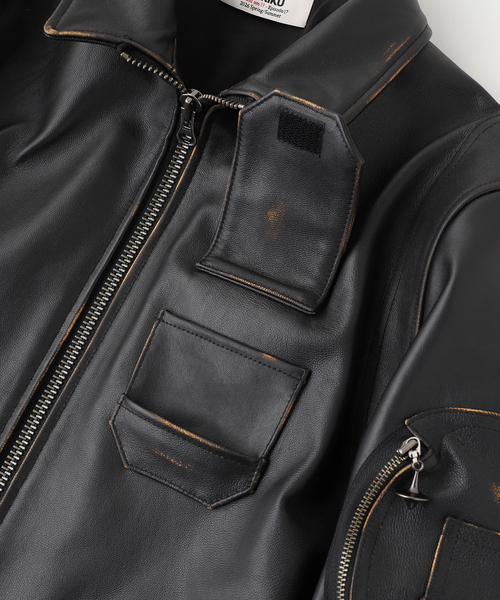 DAIRIKU（ダイリク）の「DAIRIKU / ダイリク MIllitary Leather Flight Jacket（ミリタリージャケット・メンズ・ブラック/ネイビー・MEDIUM/LARGE）」の5枚目の写真