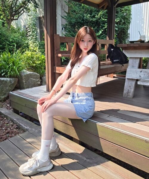 CARGOBROS FOR WOMAN（カーゴブロスフォーウィメン）の「ドットカットオフデニムショートパンツ（ライトブルー）（その他パンツ・レディース・その他・SMALL/MEDIUM/LARGE）」の7枚目の写真