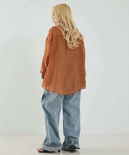 NOMINE(ノミネ)の「オーバーサイズ シアーシャツ(シャツ/ブラウス・レディース・ライトグレー/イエロー系その他/グレイッシュブルー/グリーン系その他・フリー)」の17枚目の写真