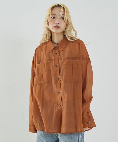 NOMINE(ノミネ)の「オーバーサイズ シアーシャツ(シャツ/ブラウス・レディース・ライトグレー/イエロー系その他/グレイッシュブルー/グリーン系その他・フリー)」の21枚目の写真