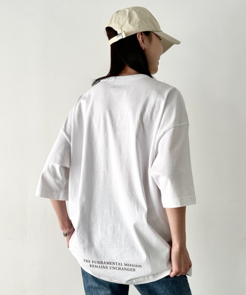 THE NORTH FACE(ザノースフェイス)の「【国内未発売】 THE NORTH FACE(ザ・ノースフェイス)/ルーズフィット ポケT クルーネック オーバーサイズ ユニセックス ポケット付き コットン 半袖 Tシャツ /POCKET S/S R/TEE(Tシャツ/カットソー・レディース・ブラック/グレイッシュベージュ/ホワイト・XL/L/M/XXL)」の13枚目の写真
