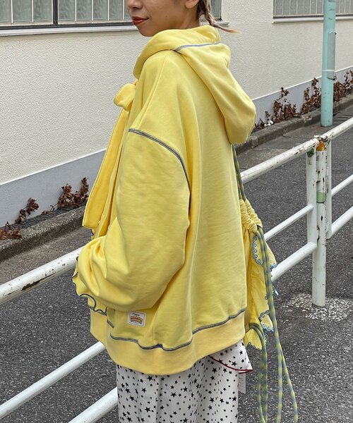 HELLO.SANFRANCISCO（ハローサンフランシスコ）の「【HELLO.SANFRANCISCO/ハローサンフランシスコ】ビッグリボン裏毛パーカー（パーカー・レディース・イエロー/ピンク/グレー・ONE SIZE）」の8枚目の写真
