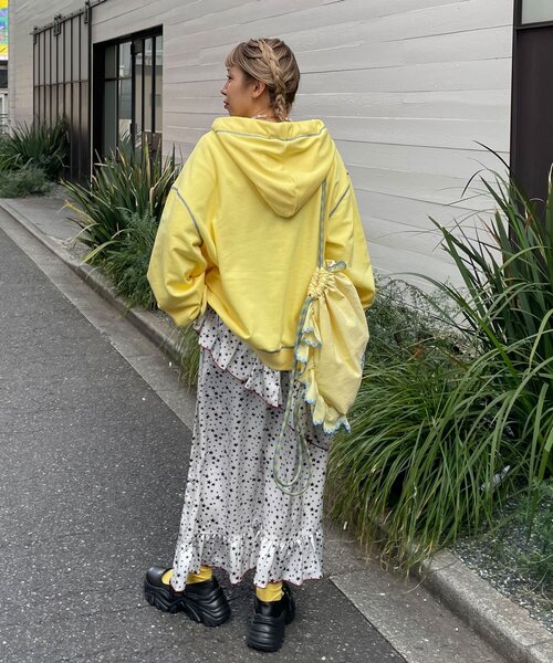 HELLO.SANFRANCISCO（ハローサンフランシスコ）の「【HELLO.SANFRANCISCO/ハローサンフランシスコ】ビッグリボン裏毛パーカー（パーカー・レディース・イエロー/ピンク/グレー・ONE SIZE）」の12枚目の写真