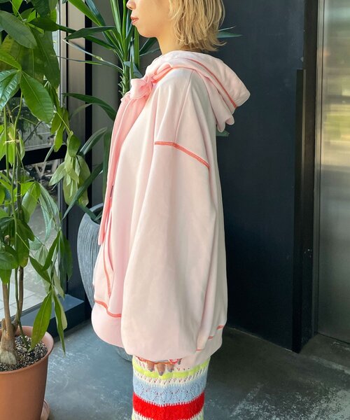 HELLO.SANFRANCISCO（ハローサンフランシスコ）の「【HELLO.SANFRANCISCO/ハローサンフランシスコ】ビッグリボン裏毛パーカー（パーカー・レディース・イエロー/ピンク/グレー・ONE SIZE）」の18枚目の写真