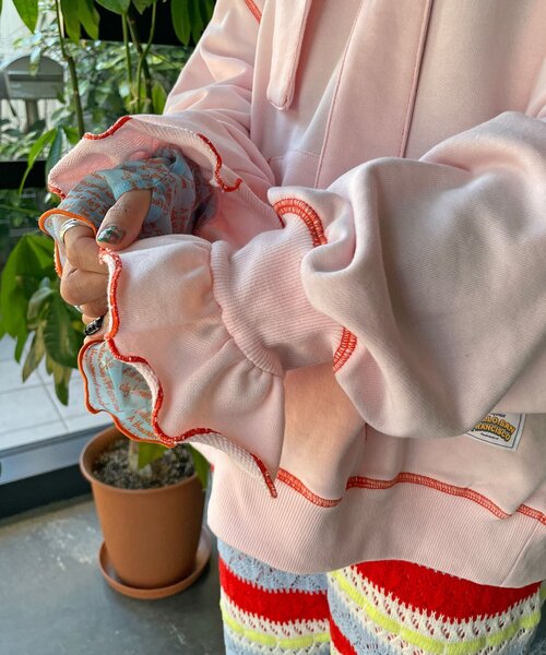 HELLO.SANFRANCISCO（ハローサンフランシスコ）の「【HELLO.SANFRANCISCO/ハローサンフランシスコ】ビッグリボン裏毛パーカー（パーカー・レディース・イエロー/ピンク/グレー・ONE SIZE）」の21枚目の写真