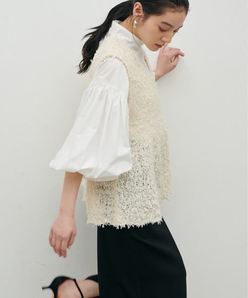 LARUTA（ラルータ）の「【LARUTA】[Web限定]リボンヤーンニットベスト（ベスト・レディース・ブラック/ベージュ/アイボリー・MEDIUM）」の19枚目の写真