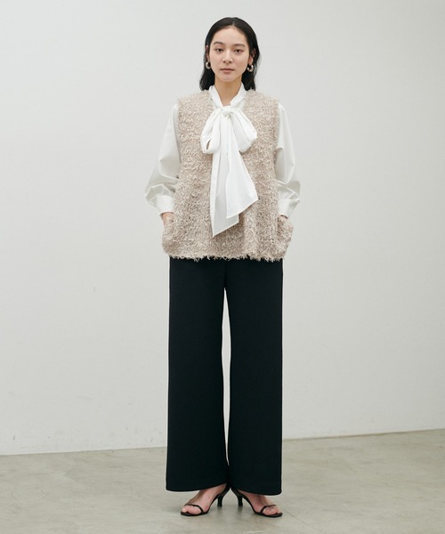 LARUTA（ラルータ）の「【LARUTA】[Web限定]リボンヤーンニットベスト（ベスト・レディース・ブラック/ベージュ/アイボリー・MEDIUM）」の7枚目の写真