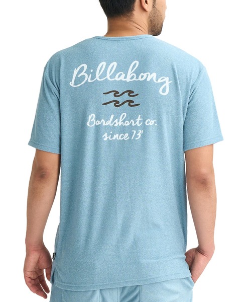 BILLABONG(ビラボン)の「BILLABONG/ビラボン 半袖 Tシャツ ポケT ロゴ バックプリント パイル生地 セットアップ対応 BG011301(Tシャツ/カットソー・メンズ・ライトブルー/ブラック/ヘザーグレー・XL/L/M)」の1枚目の写真