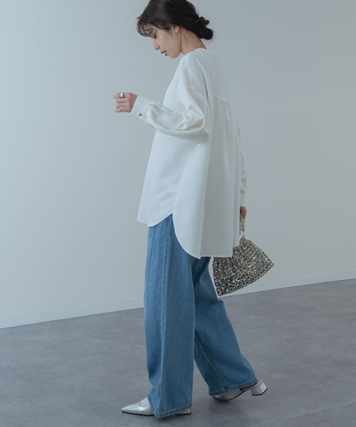 ANNA LUNA(アンナルナ)の「【ANNA LUNA】フロントフリル がポイントの バンドカラー チュニック(シャツ/ブラウス・レディース・ネイビー/オフホワイト/サックスブルー・MEDIUM)」の6枚目の写真