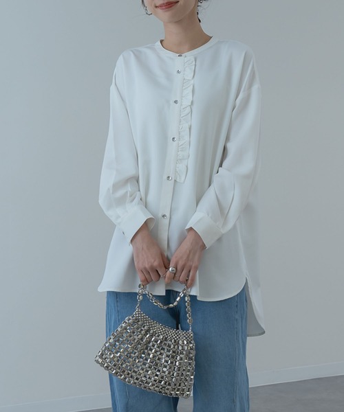 ANNA LUNA(アンナルナ)の「【ANNA LUNA】フロントフリル がポイントの バンドカラー チュニック(シャツ/ブラウス・レディース・ネイビー/オフホワイト/サックスブルー・MEDIUM)」の22枚目の写真