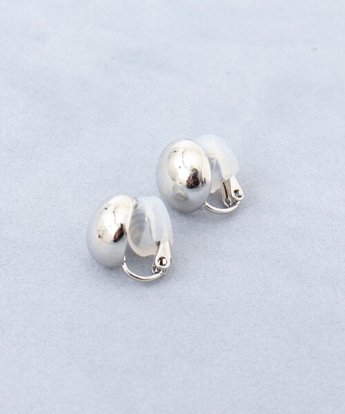 NOLLEY’S（ノーリーズ）の「【grace grace/グラスグラス】ラウンドドームイヤリング（イヤリング・レディース・シルバー/ゴールド・FREE）」の5枚目の写真