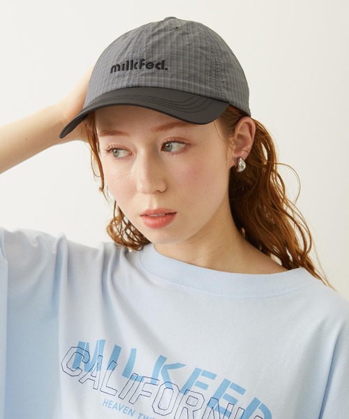MILKFED.(ミルクフェド)の「CUT OUT LOGO PLAID NYLON CAP(キャップ・レディース・ライトブルー/オフホワイト/チャコール・ONE SIZE)」の1枚目の写真