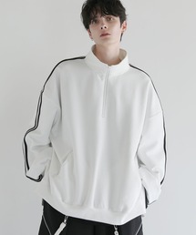 LILL（リル）の「長袖Tシャツ（Tシャツ/カットソー）」