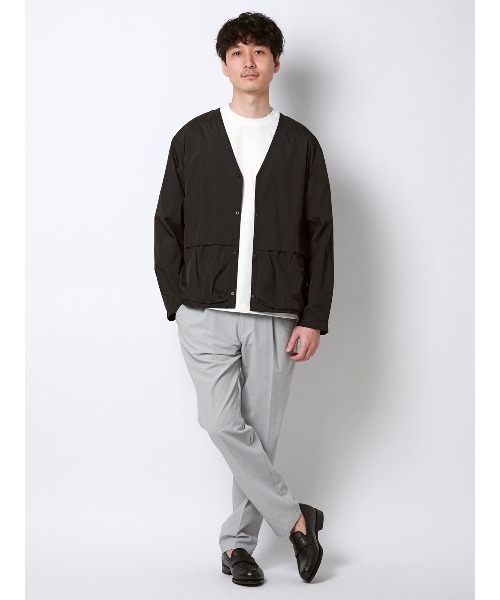 SUIT SQUARE（スーツスクエア）の「FLAT Vカラーアウター ウォッシャブル UVカット 軽量 ナイロンワッシャー 無地（その他アウター・メンズ・ブラック/ブルー・M/L）」の13枚目の写真