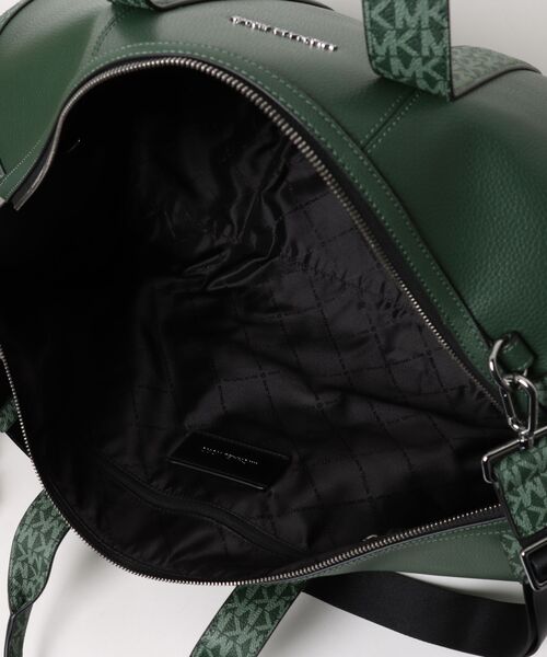 MICHAEL KORS(マイケルコース)の「COOPER ぺブルレザー ダッフルバッグ - MKシグネチャー(ボストンバッグ・メンズ・グリーン系・FREE)」の4枚目の写真