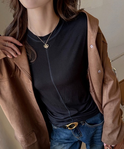 VIBGYOR（ヴィブジョー）の「【EIZZ/アイズ】センターシーム スリム ロンT / 縦ラインデザイン 長袖 カットソー（Tシャツ/カットソー・レディース・ホワイト/ネイビー/グレー/ブラック・FREE）」の3枚目の写真