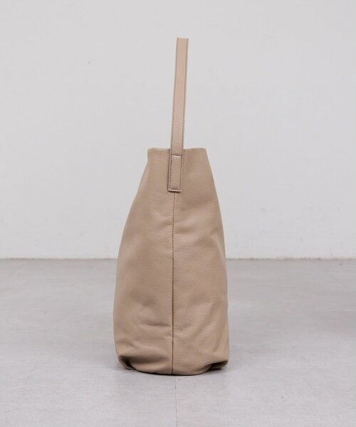 Whim Gazette（ウィムガゼット）の「2.718/バケットワンショルダー（トートバッグ・レディース・ベージュ/ダークブラウン・FREE）」の6枚目の写真