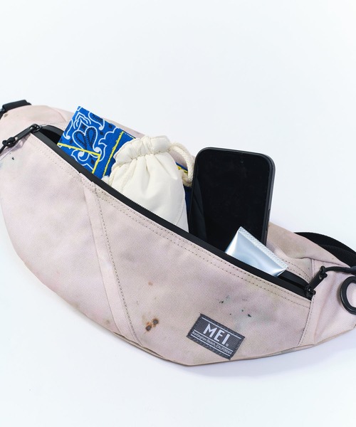 MEI(メイ)の「【 MEI / メイ 】PRINT BASIC BOTTOM LINE / プリントベーシックボトムライン(ボディバッグ/ウエストポーチ・レディース・その他1/その他2・FREE)」の3枚目の写真
