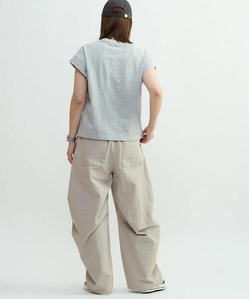 CONVERSE TOKYO(コンバーストウキョウ)の「VINTAGE-LIKE BARREL LEG PANTS(その他パンツ・レディース・グレー/ブラック・MEDIUM/SMALL)」の20枚目の写真