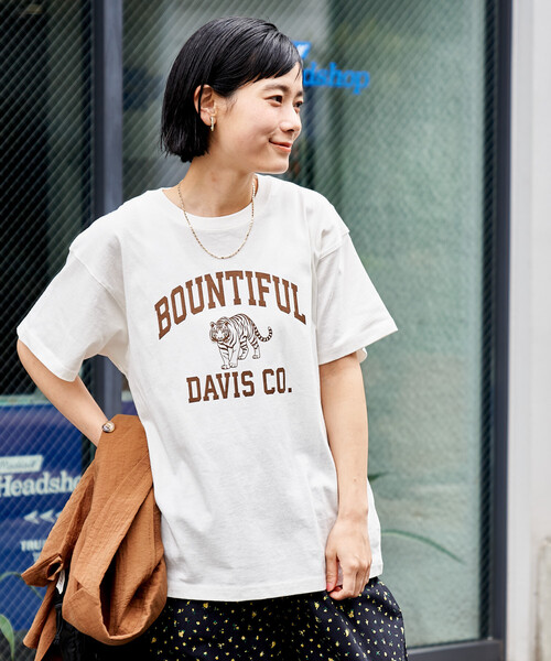 FREAK'S STORE(フリークスストア)の「タイガープリントTシャツ/カレッジプリントTシャツ/TORA Tシャツ/トラ柄(Tシャツ/カットソー・レディース・オフホワイト/ライトグレー/ホワイト/ネイビー・フリ-)」の1枚目の写真