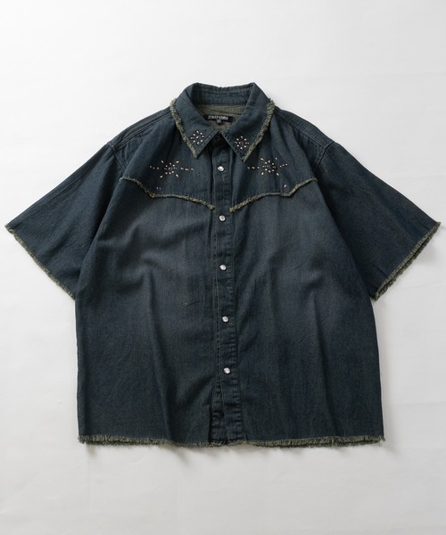 JOHN'S CLOSET(ジョンズクローゼット)の「【31】スタッズデザイン デニムウエスタンシャツ(シャツ/ブラウス・メンズ・ネイビー/サックスブルー/ブラック・LARGE/MEDIUM)」の6枚目の写真