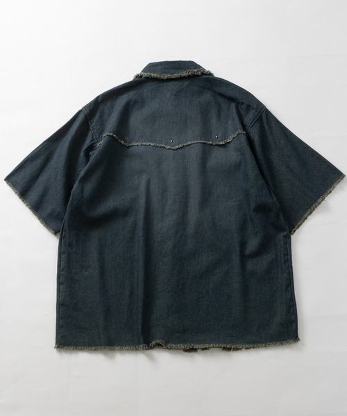 JOHN'S CLOSET(ジョンズクローゼット)の「【31】スタッズデザイン デニムウエスタンシャツ(シャツ/ブラウス・メンズ・ネイビー/サックスブルー/ブラック・LARGE/MEDIUM)」の7枚目の写真