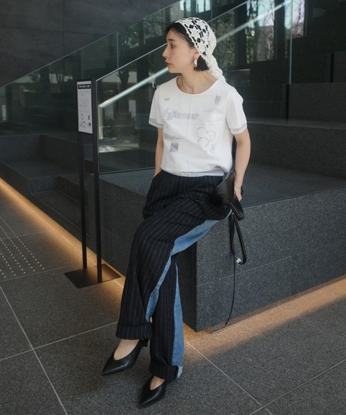 Ameri(アメリ)の「SHEER LAYERED GLIMMER GRAPHIC TEE(Tシャツ/カットソー・レディース・ブルー/チャコールグレー/ホワイト・MEDIUM/SMALL)」の8枚目の写真
