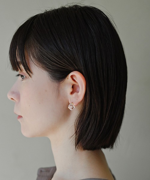 HARIO Lampwork Factory(ハリオランプワークファクトリー)の「ピアス フロート(ピアス(両耳用)・レディース・クリア・FREE)」の5枚目の写真