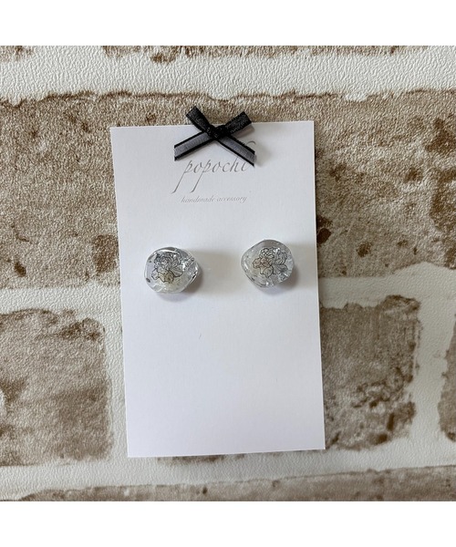 tone(トーン)の「【popochi】ドライフラワー ピアス グレー レジン シンプル くすみ ニュアンス 大人可愛い(MA)(ピアス(両耳用)・レディース・グレー系/グレー系2・FREE)」の5枚目の写真