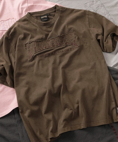 THRASHER(スラッシャー)の「【70】【THRASHER/スラッシャー】ピグメント加工 ブランドロゴ ダメージ アップリケ刺繍 クルーネックTシャツ(Tシャツ/カットソー・メンズ・サックスブルー/グレー/ピンク/ブラウン/チャコールグレー/ダークグレー・XL/L/M)」の4枚目の写真