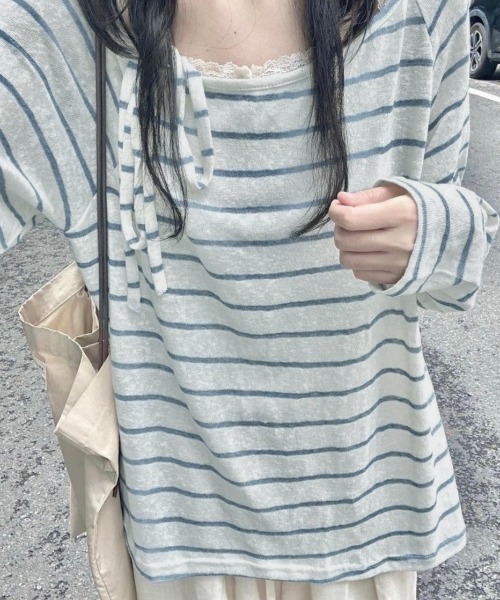 LADY LIKE(レディライク)の「【春夏新作】肩リボンワンショルダーボーダートップス(Tシャツ/カットソー・レディース・サックスブルー・M)」の2枚目の写真