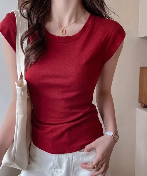 yuue' ( wear )（ユーイ）の「ワイドネックフレンチスリーブTシャツ（Tシャツ/カットソー・レディース・レッド/ホワイト/ブラック・FREE）」の17枚目の写真
