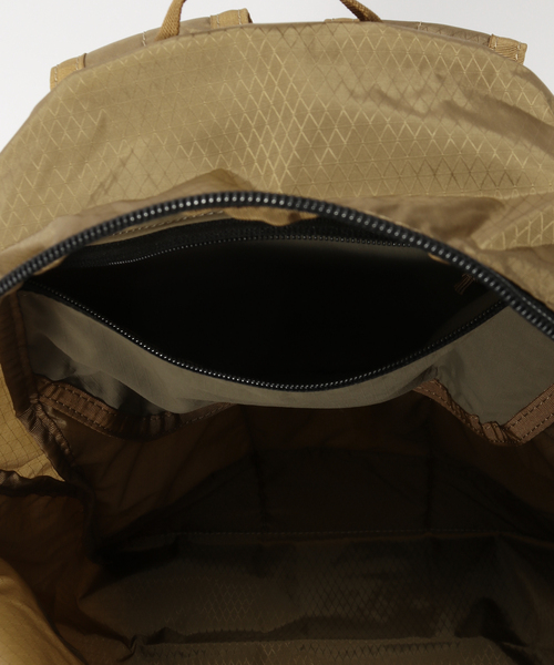 BRIEFING（ブリーフィング）の「BRIEFING / ブリーフィング PACKABLE DAY PACK RC（バックパック/リュック・メンズ・ブラック/ベージュ・FREE）」の8枚目の写真