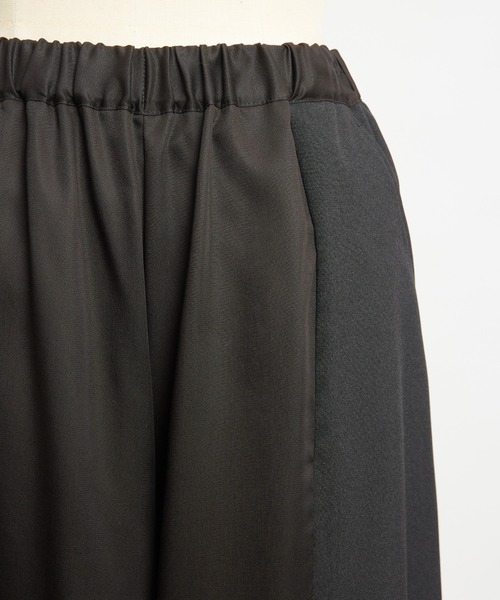 gomme(ゴム)の「ヘムタックツイルパンツ(その他パンツ・レディース・カーキ/ブラック・MEDIUM)」の21枚目の写真