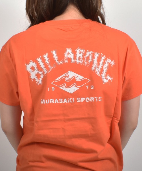 ムラサキスポーツ(ムラサキスポーツ)の「【ムラサキスポーツ限定】MURASAKI ムラサキ × BILLABONG ビラボン コラボレーション Tシャツ BG01CU07(Tシャツ/カットソー・レディース・ブラック/ホワイト/オレンジ・M/L)」の7枚目の写真