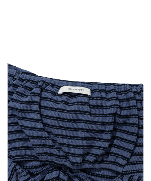UGLY SHADOW(アグリーシャドウ)の「STRIPE SHIRRING FLARE TOP(BLUE)(Tシャツ/カットソー・レディース・その他・FREE)」の7枚目の写真