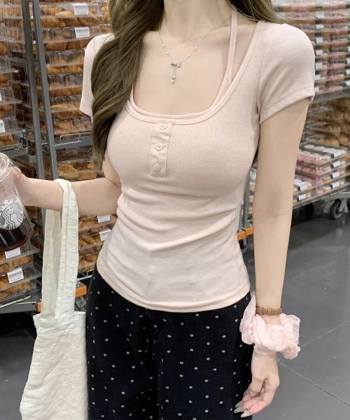 Teem Store(チームストア)の「カップ付き フロントボタン 半袖リブトップス(Tシャツ/カットソー・レディース・ブラック/グレー/ピンク/ホワイト・F)」の18枚目の写真