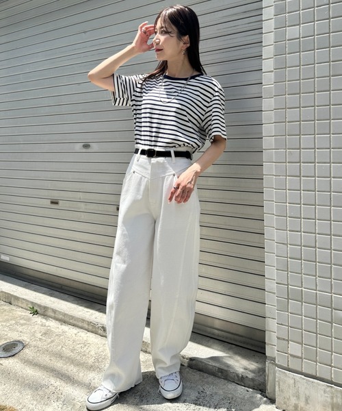 MYMOOD.(マイムード)の「ウエスト切り替え入り バレルレッグデニム裾切りっぱなしカラーデニム(デニムパンツ・レディース・ブラック/ブラウン/オフホワイト・M)」の19枚目の写真