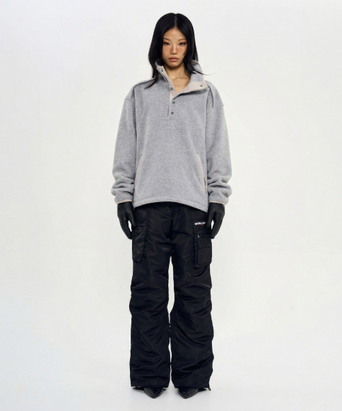 WORLDDILEMA(ワールドジレンマ)の「HALF NECK FLEECE (GREY)(その他トップス・レディース・ライトグレー・FREE)」の4枚目の写真