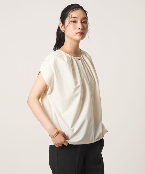 A DAY IN THE LIFE UNITED ARROWS(アデイインザライフユナイテッドアローズ)の「タック プルオーバー <A DAY IN THE LIFE>(Tシャツ/カットソー・レディース・ライトブルー/オフホワイト/ネイビー・FREE)」の1枚目の写真