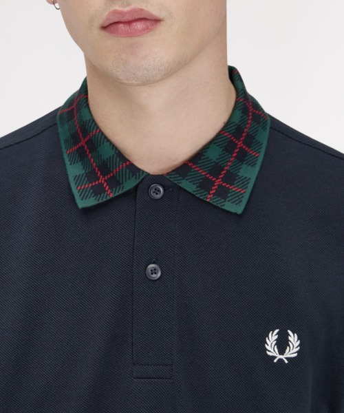 FRED PERRY(フレッドペリー)の「Tartan Collar Polo Shirt/タータンチェックカラーポロシャツ(ポロシャツ・メンズ・ネイビー・M/S/L)」の3枚目の写真