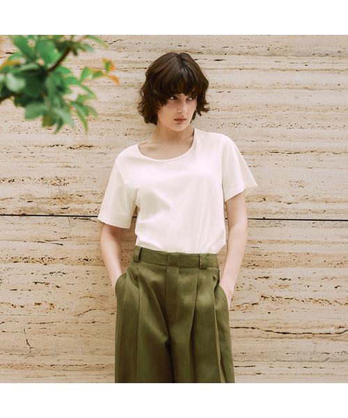 ZEROSTREET(ゼロストリート)の「ルゼロ ベーシック Uネック 半袖Tシャツ / ホワイト(Tシャツ/カットソー・レディース・ホワイト・MEDIUM/SMALL)」の1枚目の写真