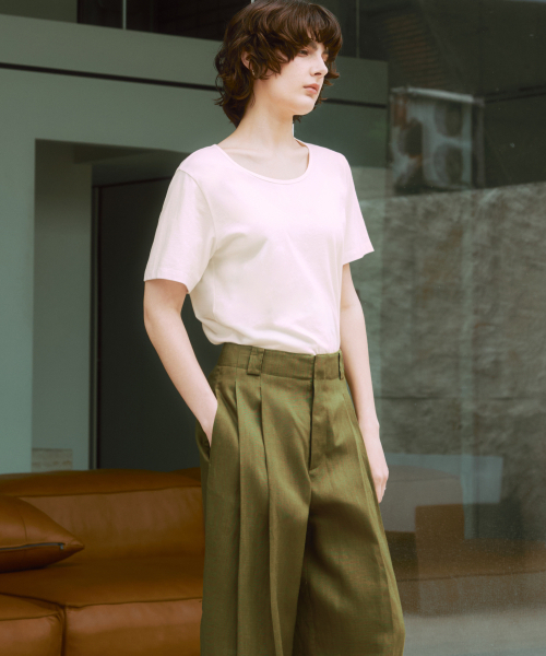 ZEROSTREET(ゼロストリート)の「ルゼロ ベーシック Uネック 半袖Tシャツ / ホワイト(Tシャツ/カットソー・レディース・ホワイト・MEDIUM/SMALL)」の2枚目の写真