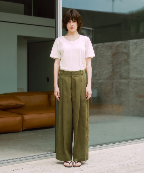 ZEROSTREET(ゼロストリート)の「ルゼロ ベーシック Uネック 半袖Tシャツ / ホワイト(Tシャツ/カットソー・レディース・ホワイト・MEDIUM/SMALL)」の3枚目の写真