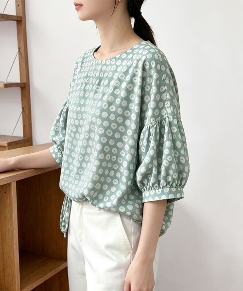 ReRe（リリ）の「総柄デザインブラウス（シャツ/ブラウス・レディース・ベージュ/ネイビー/ミント・MEDIUM/X-LARGE/LARGE）」の11枚目の写真