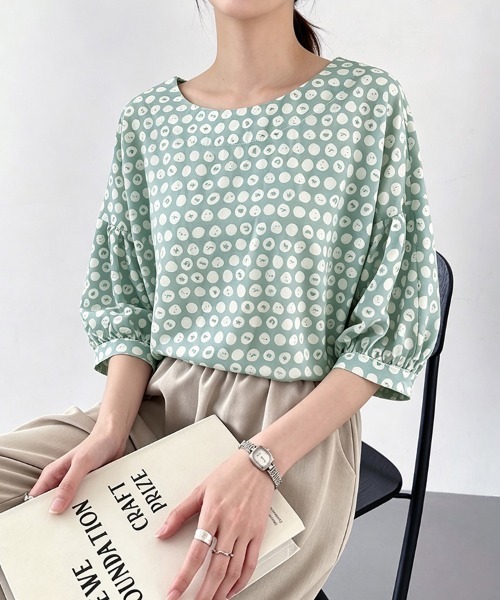 ReRe（リリ）の「総柄デザインブラウス（シャツ/ブラウス・レディース・ベージュ/ネイビー/ミント・MEDIUM/X-LARGE/LARGE）」の12枚目の写真