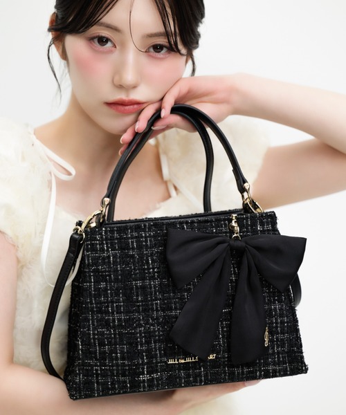 JILL by JILL STUART（ジルバイジルスチュアート）の「キルティングワンハンドルバッグ（ショルダーバッグ・レディース・ホワイト系その他/ブラック系その他・FREE）」の2枚目の写真
