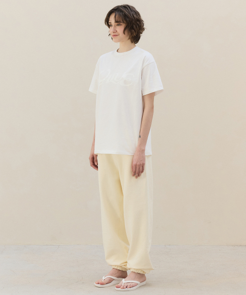 MTTIRE（マティレ）の「Essence T-shirt / White（Tシャツ/カットソー・レディース・その他・LARGE/MEDIUM/SMALL/X-LARGE）」の5枚目の写真