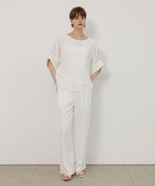 CADUNE(カデュネ)の「タックストレートパンツ(その他パンツ・レディース・ホワイト/ネイビー・38/36/34)」の1枚目の写真