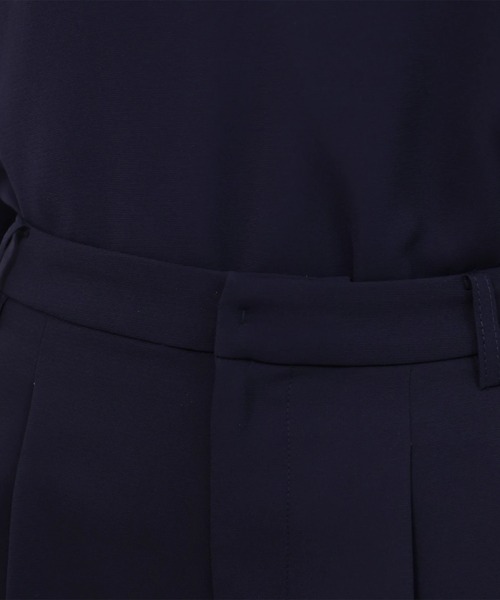 CADUNE(カデュネ)の「タックストレートパンツ(その他パンツ・レディース・ホワイト/ネイビー・38/36/34)」の17枚目の写真